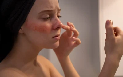 Pourquoi votre peau chauffe après votre routine skincare ?